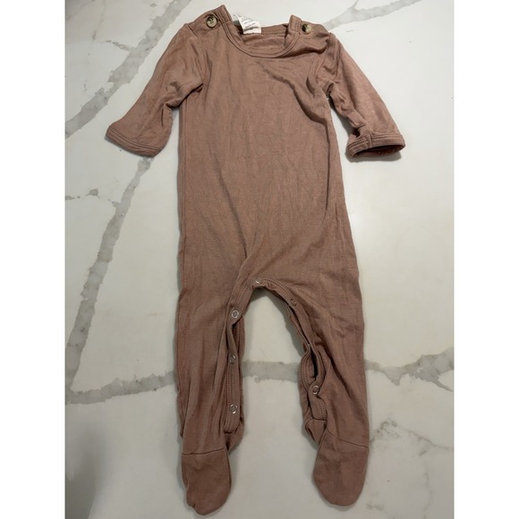 kate quinn Other - Kate quinn Bamboo One Piece Bodysuit Sz 0-3 Months Ethereal Minimalist Neutral